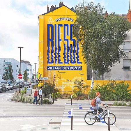 Studio Cosy Sur L'Ile De Nantes / Proche Tramway Luaran gambar